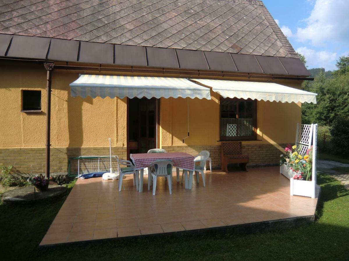 Haus Marta Holiday home *